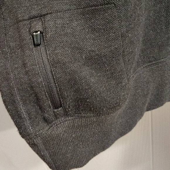 Vuori Jeffreys pullover. Oregano Heather Size M. - Picture 3 of 8